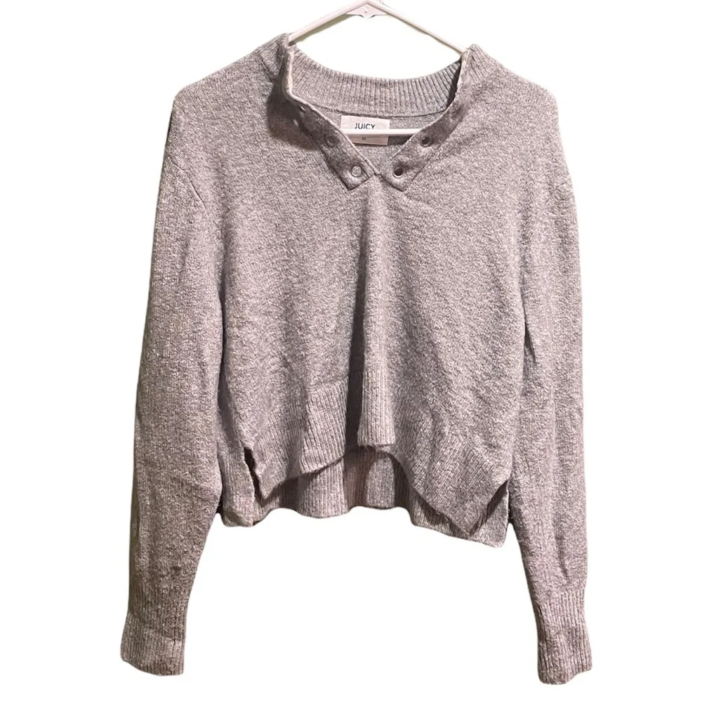 JUICY COUTURE GRAY SWEATER Sz MEDIUM - Picture 1 of 7